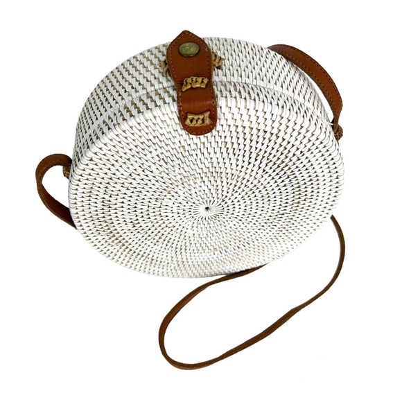 Handmade Woven Rattan Wicker Basket Shoulder Bag - Picture 2 of 7